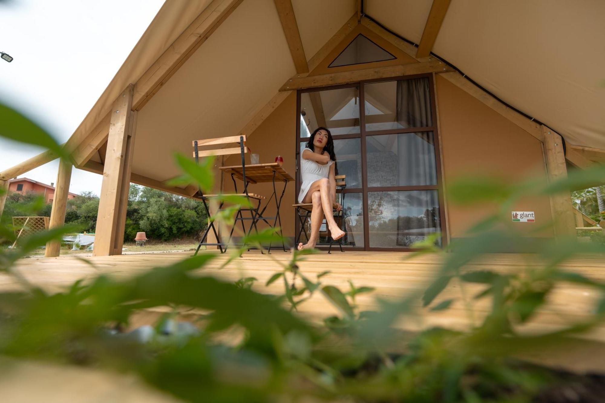 Agriglamping Butterfly House Sardegna Hotell Olmedo Eksteriør bilde
